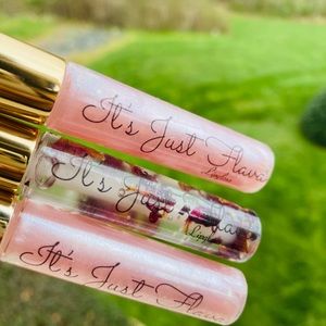 PRETTYNPINK & ROSÈ LIPGLOSS